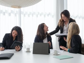 只要企业能配合seo公司做好seo优化调整，定能实现网站排名引流的目标