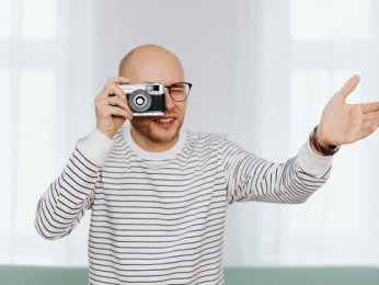 网站推广是网络营销的重要组成部分，而SEO是网站推广不可或缺的一部分